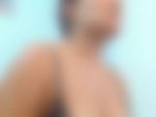 Live cam show with KylieBenson - Public Red Hair on live18s.com