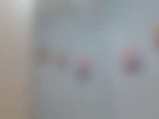 Live cam show with KylieBenson - Lesbian on live.xbliss.ai