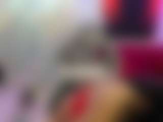 Live cam show with Tammypetit - Living Room on Hubzter Live