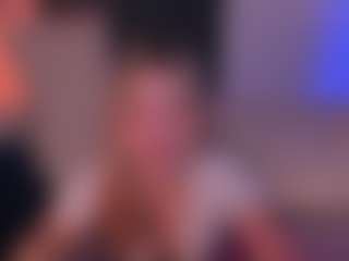 Live cam show with Violett Hansson - Average on studioflirtlive.com