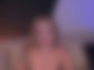 Live cam show with Violett Hansson - Living Room on dropp.cam