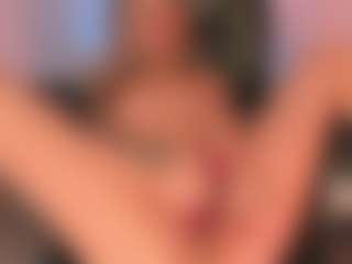 Live cam show with Violett Hansson - Living Room on Sweet Sext