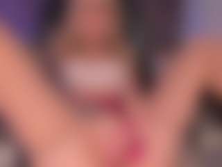 Live cam show with Violett Hansson - Living Room on CamClone