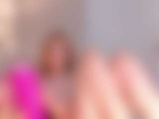 Live cam show with AnaisNin - Blonde Hair on Gym Cam Girls