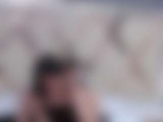 Live cam show with Domiinate - Brunette Hair on Camsoda