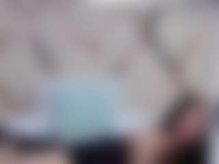 Domiinates Live-Sex-Cam-Show