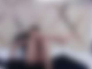 Live cam show with Domiinate - Black Hair on Camsoda