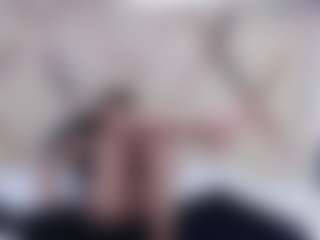 Live cam show with Domiinate - Black Hair on milfzrlive.com
