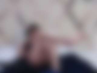 Show live cam dengan Domiinate - Brown Eyes di Camsoda