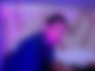 Live cam show with Domiinate - Tease on Dolls Live