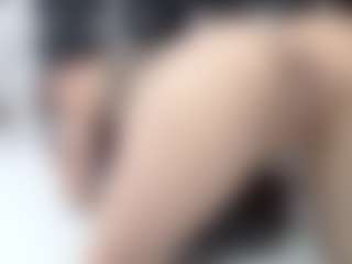 Live-Cam-Show mit Domiinate - Tease auf Camsoda
