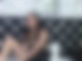 Domiinates Live-Sex-Cam-Show