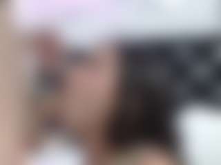 Live cam show with Dominate_alisson - Thin on Hubzter Live