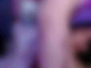 Live cam show with Dominate_alisson - Thin on Camming Site