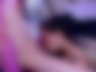 Live cam show with Dominate_alisson - Brown Eyes on chickslive.net