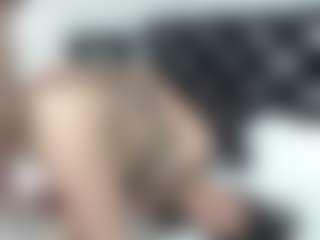 Live cam show with Dominate_alisson - Teen (18+) on Milf Play