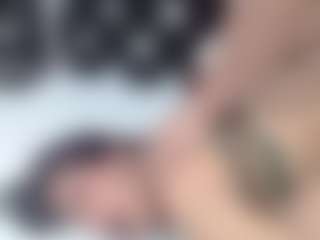 Dominate_alisson's Live Sex Cam Show
