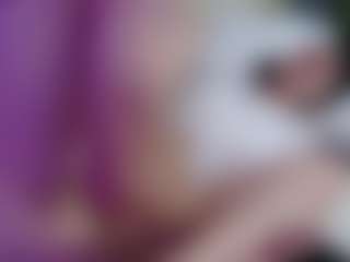 Live cam show with Dominate_alisson - Athletic on Mixed Magazine Live