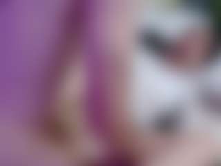 Live cam show with Dominate_alisson - BBW on StripNow