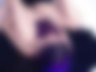 Dominate_alisson's Live Sex Cam Show