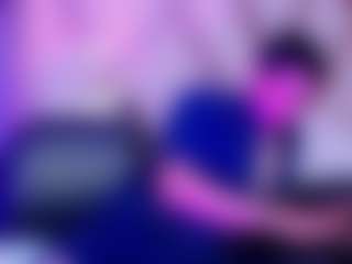Live cam show with Dominate_alisson - No Smoking on Cam Slut