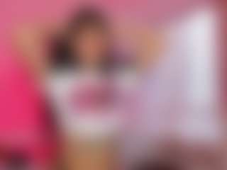 Live cam show with lola-leah - Striptease on instabang