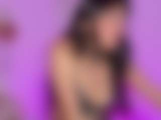 Live cam show with lola-leah - Full Nudity on Lustler