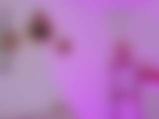 Live cam show with lola-leah - Facial Piercings on Livezox