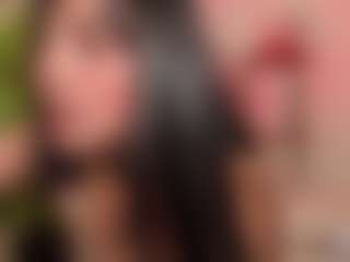 Live cam show with lola-leah - Fingers on Mixed Magazine Live