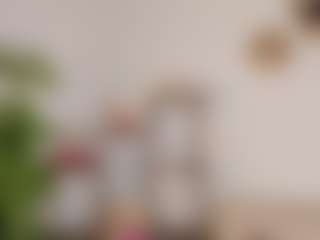 Live cam show with lola-leah - Glasses on Camsoda