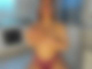 Live cam show with Frosty-fire - Average on SquirtSoMuch