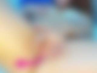 Live cam show with Frosty-fire - Average on Camsoda