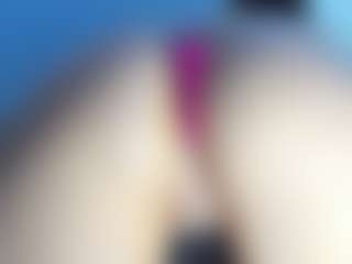 Live cam show with Frosty-fire - Red Hair Teen (18+) on Dare Cams