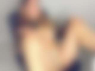 Live cam show with Frosty-fire - Red Hair Teen (18+) on Streamer API