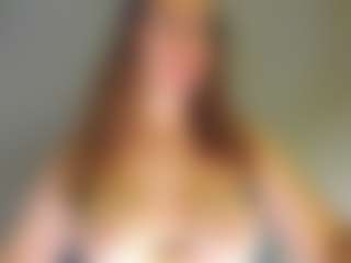Live cam show with Frosty-fire - Bedroom Red Hair on Dare Cams