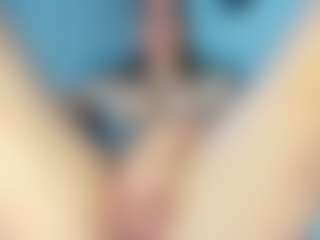 Live cam show with Frosty-fire - Living Room on iamadamtest123.com