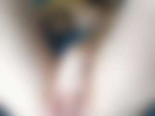 Live cam show with Frosty-fire - Twerk on WildCum