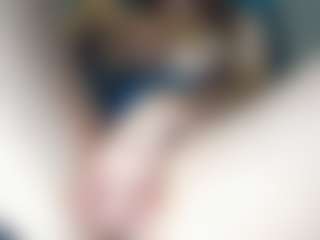Live cam show with Frosty-fire - Pornstar Cosplay on WildCum