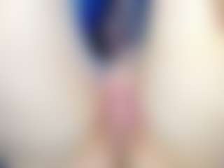 Live cam show with Frosty-fire - Skinny on Camsoda