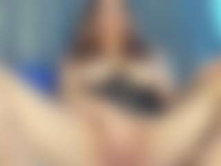 Live cam show with Frosty-fire - Red Hair Amateur on SpunkLive