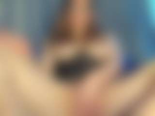 Live cam show with Frosty-fire - Bedroom Red Hair on SpunkLive