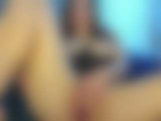 Live cam show with Frosty-fire - Red Hair HD on chickslive.net
