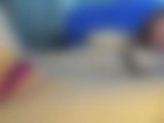 Live cam show with Frosty-fire - Skinny on live18s.com