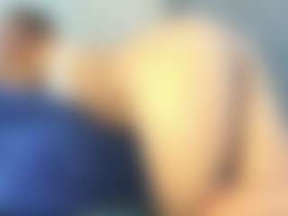 Live cam show with Frosty-fire - Solo on Camsoda