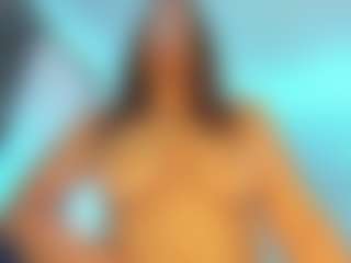 Live cam show with Frosty-fire - Pornstar Cosplay on Latina Girls