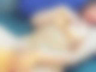 Live cam show with Frosty-fire - Average on Camsoda