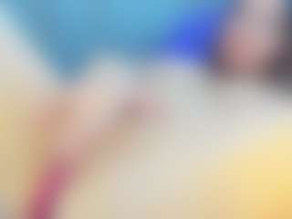 Live cam show with Frosty-fire - Average on Camsoda