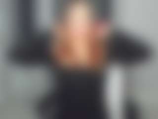 Live cam show with Frosty-fire - Cosplay Red Hair on xDating