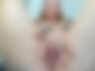 Live cam show with Frosty-fire - Thin on Camsoda Late Night