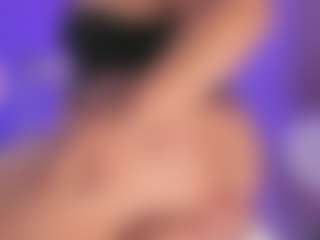 Live cam show with MelissaKarterrs - Red Hair MILF on fapnchat